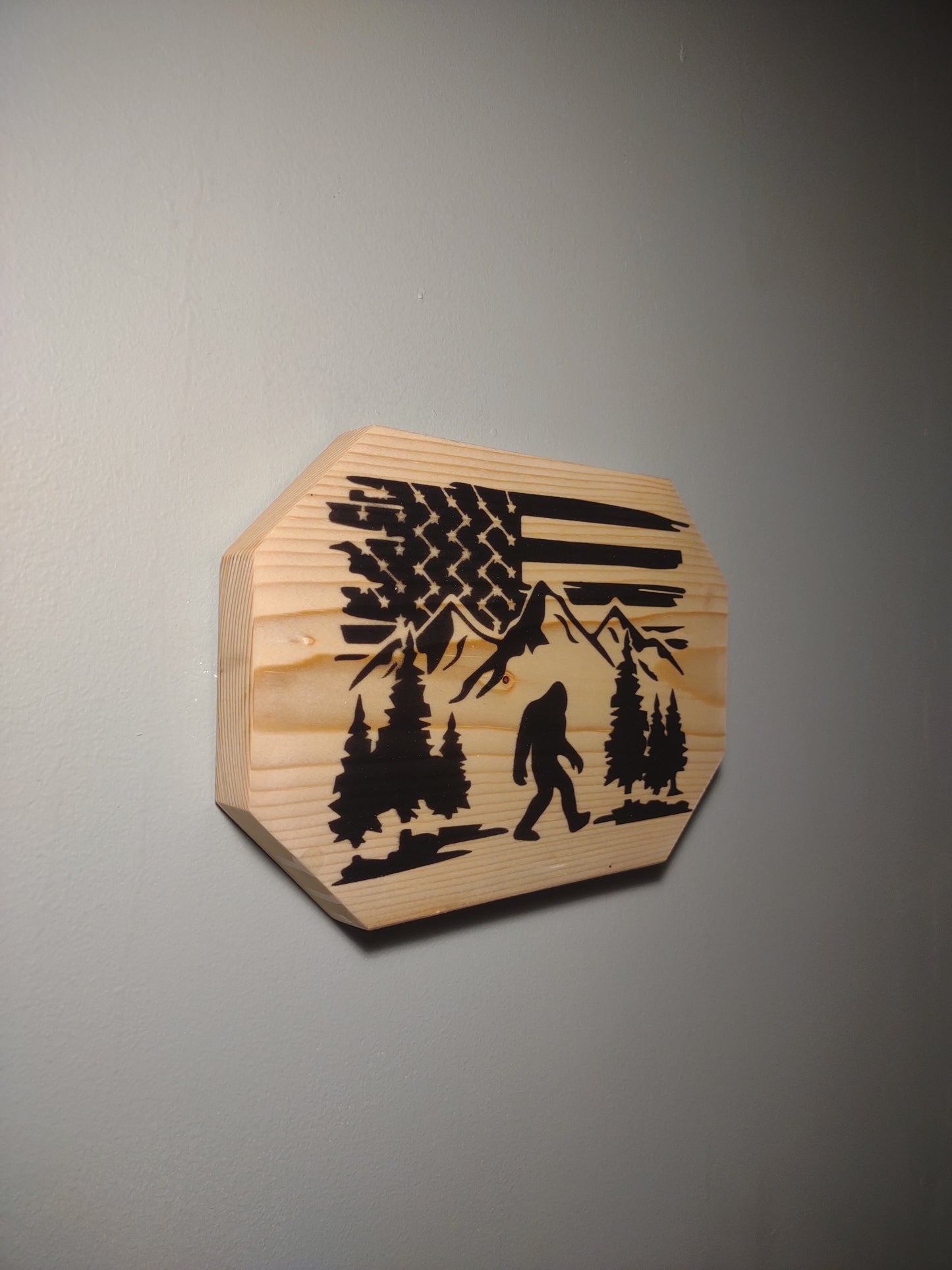 Patriotic Wall Decor Plaque, Bigfoot