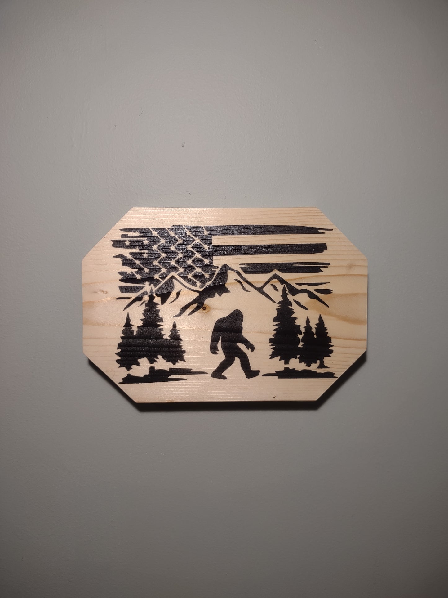 Patriotic Wall Decor Plaque, Bigfoot