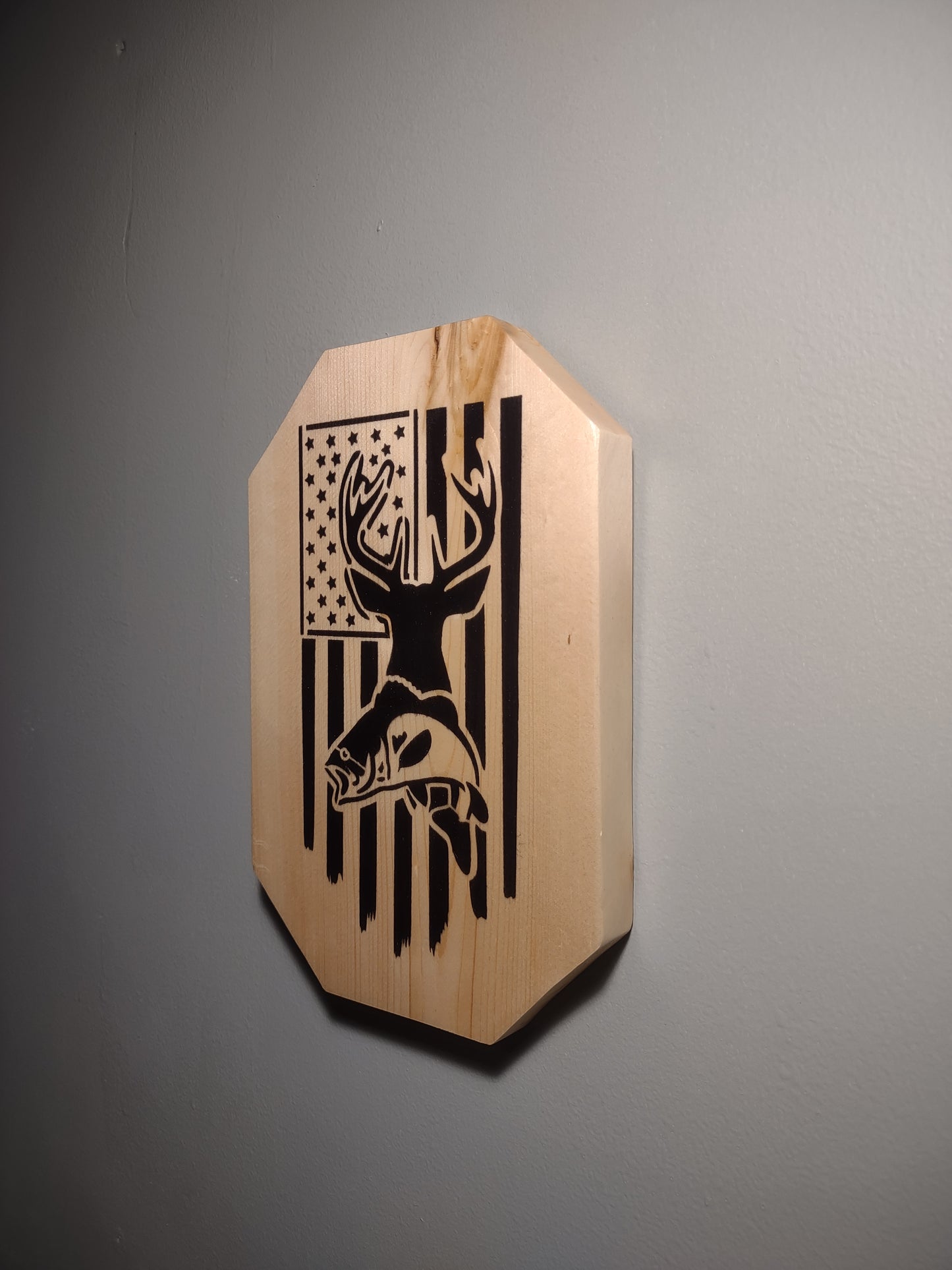 Patriotic Wall Decor Plaque, Buck & Fish