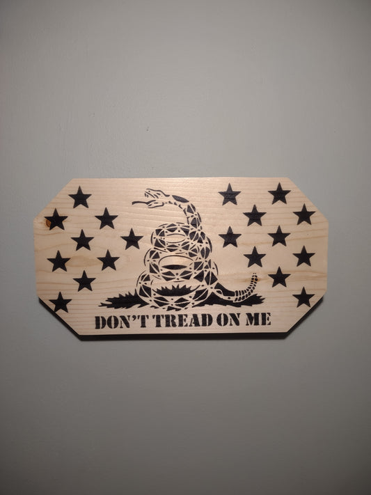 Don't Tread On Me Patriotic Wall Decor Plaque