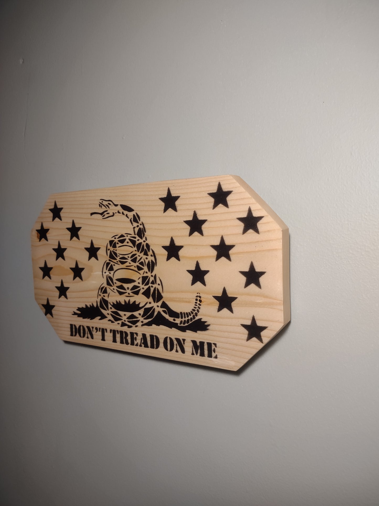 Don't Tread On Me Patriotic Wall Decor Plaque